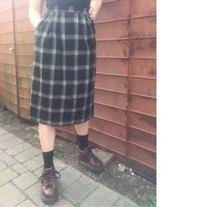 VTG 4 MDRN 2 Pendleton 100% Wool Plaid Skirt